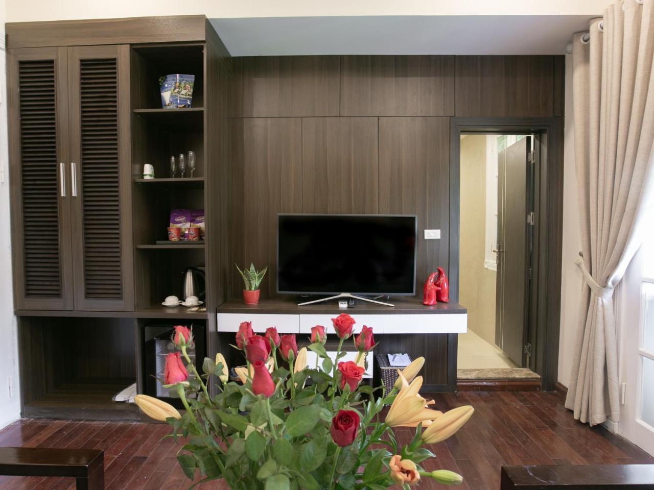 Khách sạn Blubiz My Dinh Song Da 3*